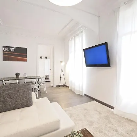 The White Flats Eixample Apartment Barcelona