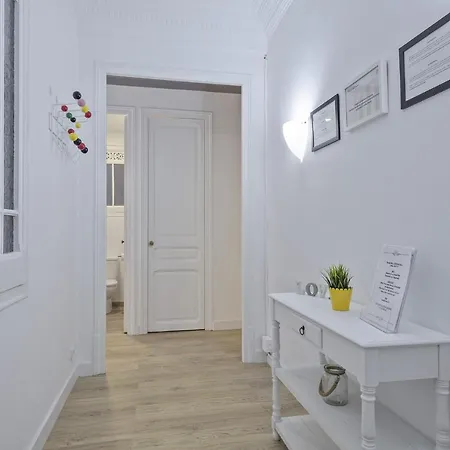 Apartment The White Flats Eixample