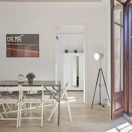 The White Flats Eixample *