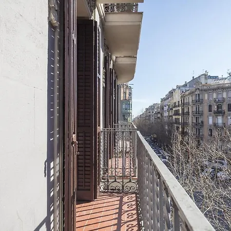 The White Flats Eixample Apartment