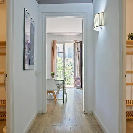 The White Flats Eixample Apartment