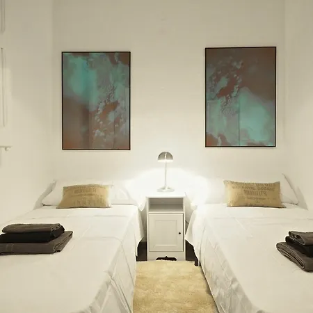 The White Flats Eixample Apartment