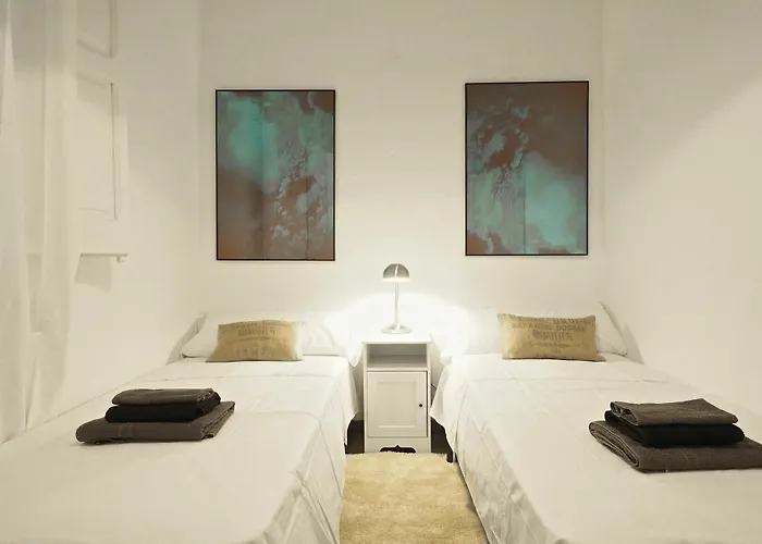 The White Flats Eixample Апартаменты