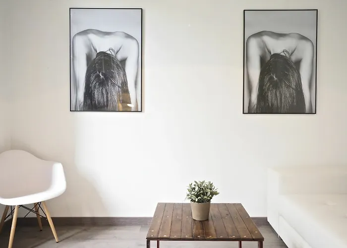 The White Flats Eixample * Барселона