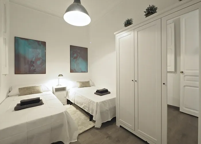 The White Flats Eixample Апартаменты *